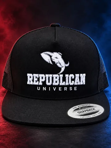 Signature Trucker Hat in Black